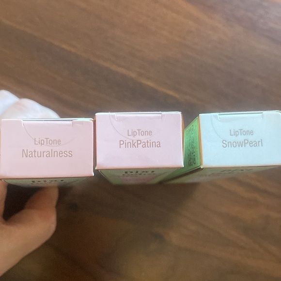 PIXI BY PETRA - lof of 3 lip tone - new! - Picture 2 of 2